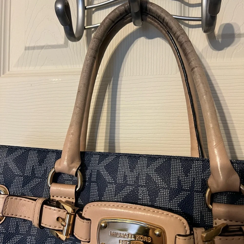 Michael Kors Hamilton East West Signature Tote Bag Navy and Tan - Fair Condition